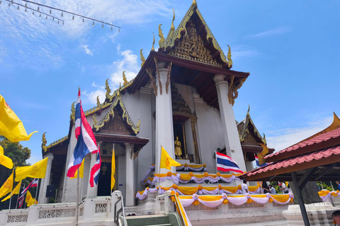 Ayutthaya Day Trip with Air condition Train & Tuk-Tuk Ride