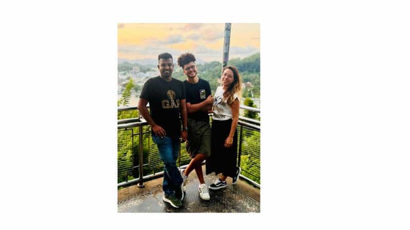 Kandy City Tour : Private Guided Day Tours by Luxury Car