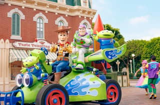 Hong Kong Disneyland: Non-Stop-Ticket für 2 Tage voller Spaß