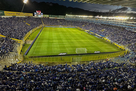 San Salvador: mecz piłki nożnej pierwszej ligi Salwadoru z biletami