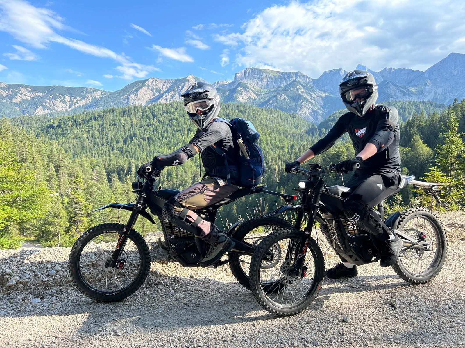 Geführte Elektro Motorcross Tour durch die Wälder des Achensees