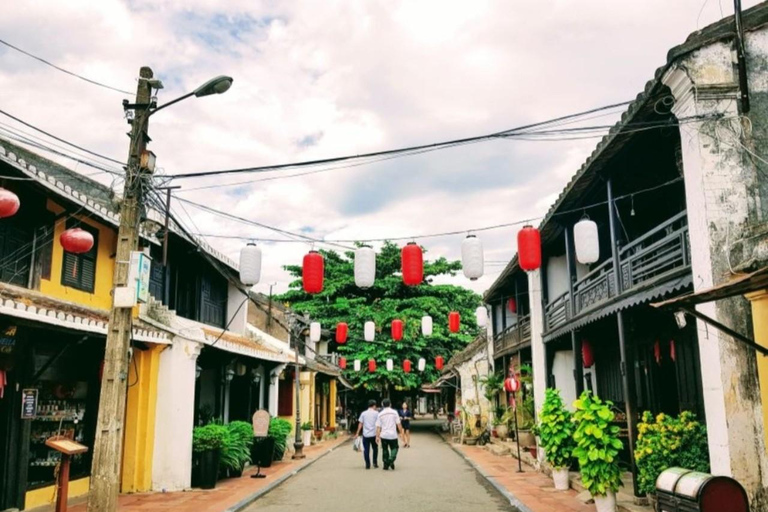 Chan May Hafen nach Hoi An Stadtrundfahrt mit privater TourPrivate Tour inklusive: Reiseführer, Mittagessen, Eintrittsgelder, Transport