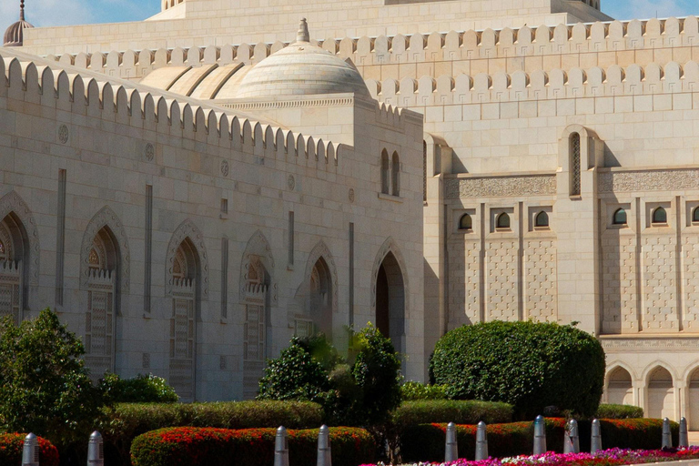 马斯喀特日落和海滨私人之旅（当地主办者陪同，4 小时）马斯喀特日落和海滨私人之旅（4 小时，由当地主办者带领）