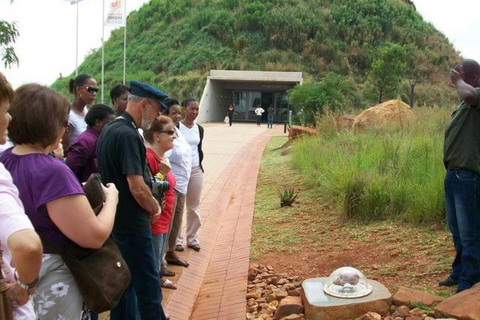 3-Day Johannesburg, Pretoria, Cradle &amp; Lesedi Tour