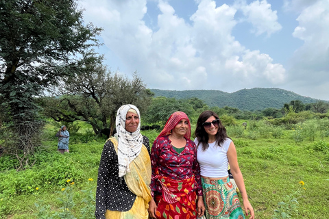 Jaipur: Village Tour with Local Activities