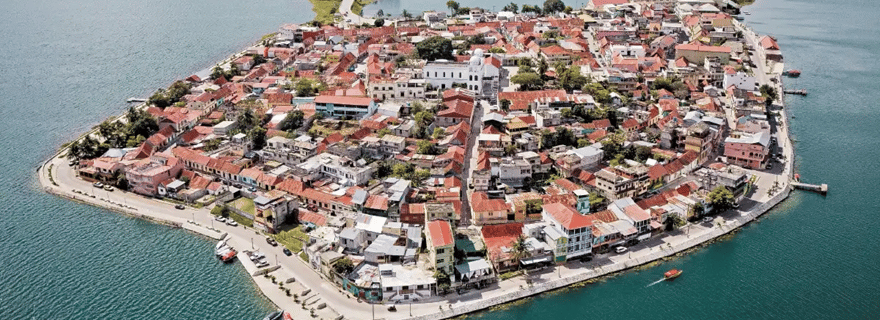 Depuis Palenque : transfert vers Flores Guatemala