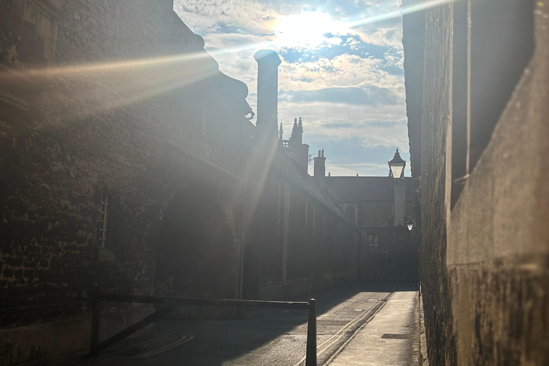 Oxford historic walking tour guide