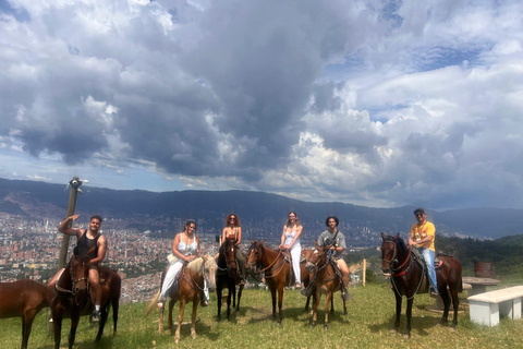 Medellin: hästridning, utsiktsplats, comuna 13 och linbana