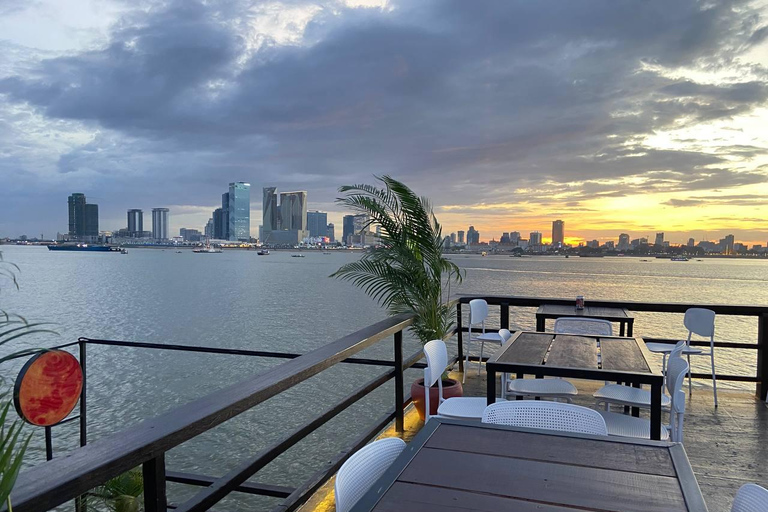 Phnom Penh: Cruzeiro ao pôr do sol com cerveja e bebidas ilimitadas