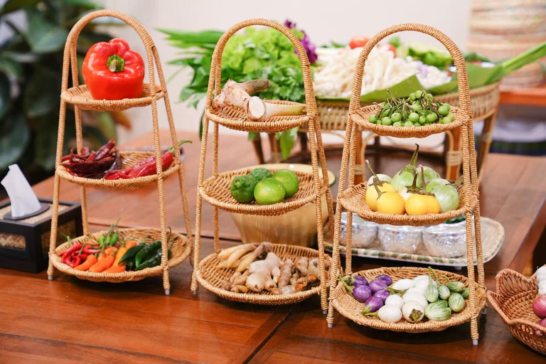 曼谷：白莲花泰式烹饪课+市场探访曼谷：白莲花泰式烹饪课程与市场导览