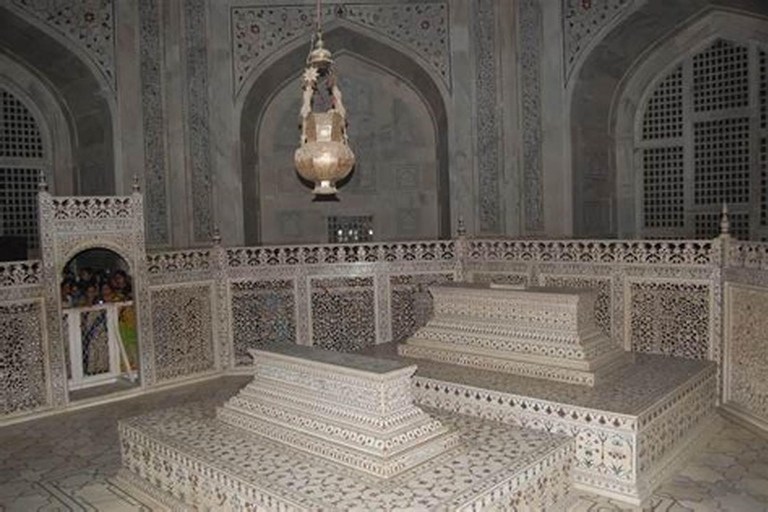 Jaipur: Agra Day Trip with Taj Mahal and Agra Fort