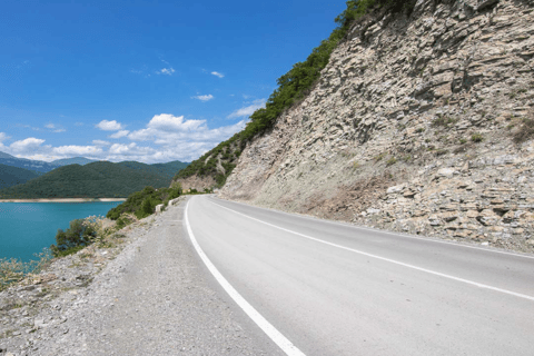 Tbilisi:DARIALI DAY TRIP KAZBEGI GUDAURI