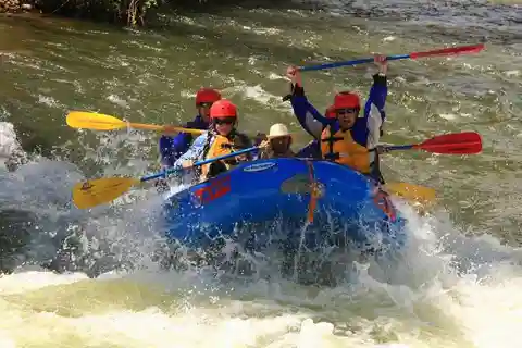 Denver: Lower Clear Creek (Advanced) Rafting Tour