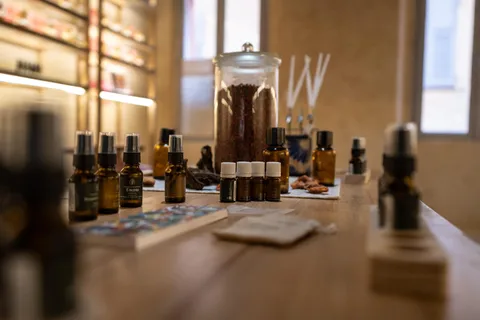 Grasse: laboratorio di creazione di profumi 100% naturali
