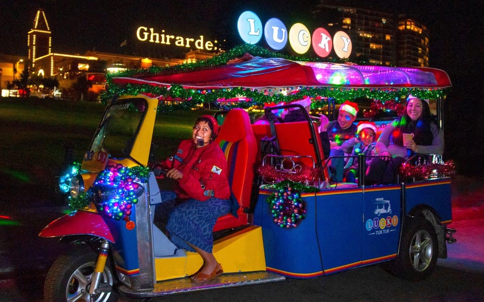 San Francisco: Holiday Lights and Sights Tour on a Tuk-Tuk image 2