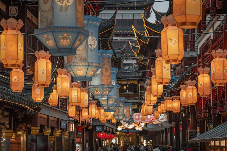 Shanghai: 4h Private City Tour, EN DE FR IT RU Local Guide Shanghai: 4h Private Tour with Italian Local Guide