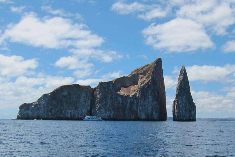 Galápagos: San Cristóbal 4-Day Tour with Snorkeling