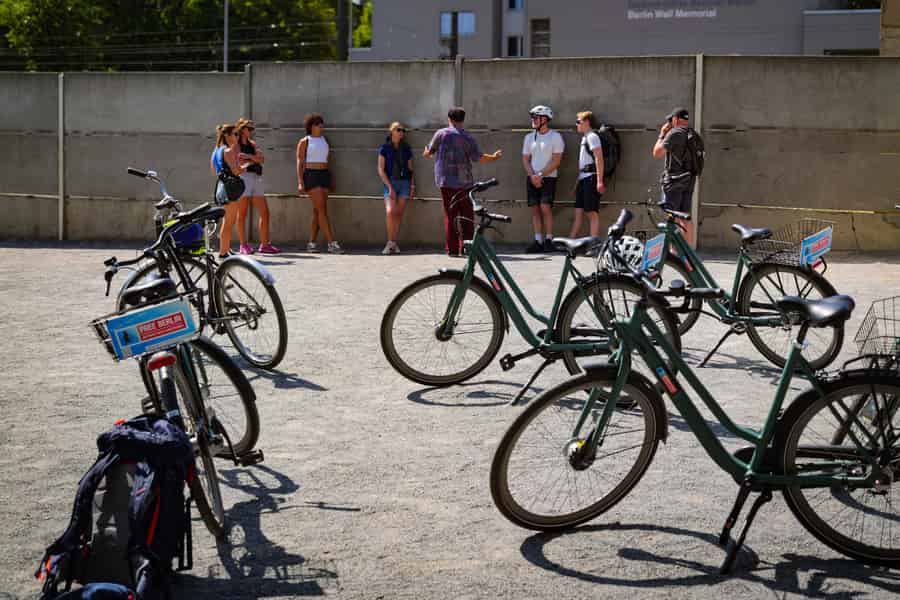 Berlin: Geführte Fahrradtour – Mauer und Drittes Reich. Foto: GetYourGuide