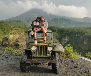 Visit jeep lava tour merapi yogyakarta