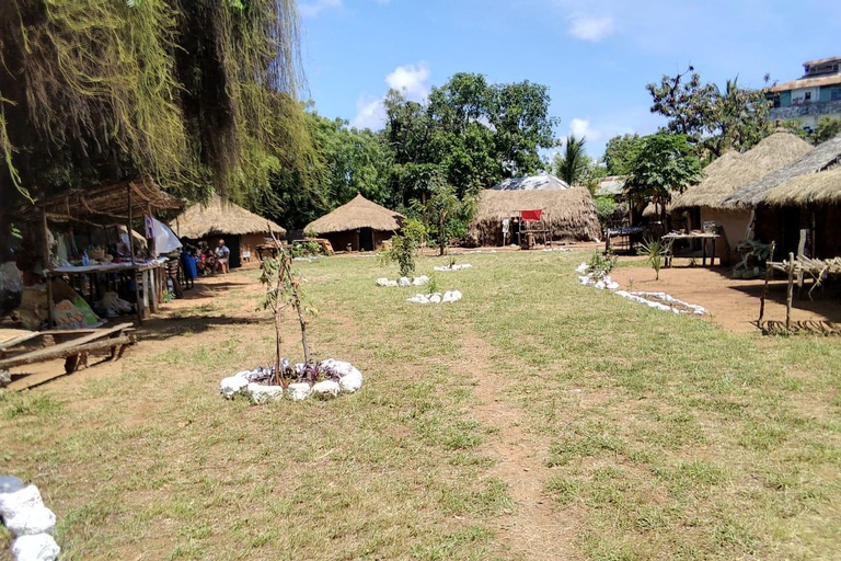 Mombasa: Kulturdorf und Kongowea Markt Tour