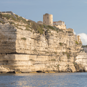 Besuchen Sie Bonifacio vom Meer aus