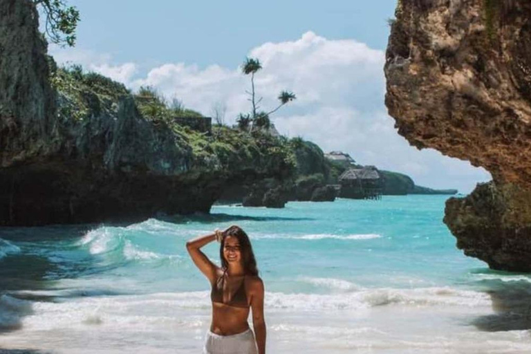 Salaam Cave & Mtende Beach Private Tour