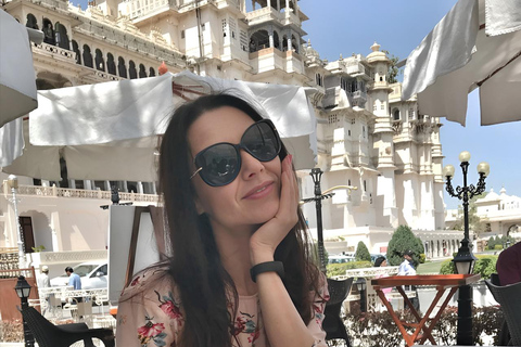 Udaipur: Heritage & Culture Walking Tour with Guide Udaipur: Heritage and Cultural Walking Tour