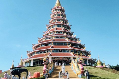 Chiang Rai: Explore 3 Highlight Temples (White, Blue, Red) Meeting Point: Wat Phra Singh (Hotels Outside Pickup Area)