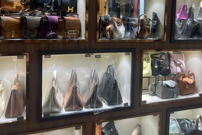Guangzhou: Untold Markets & Local Shopping Private Tour