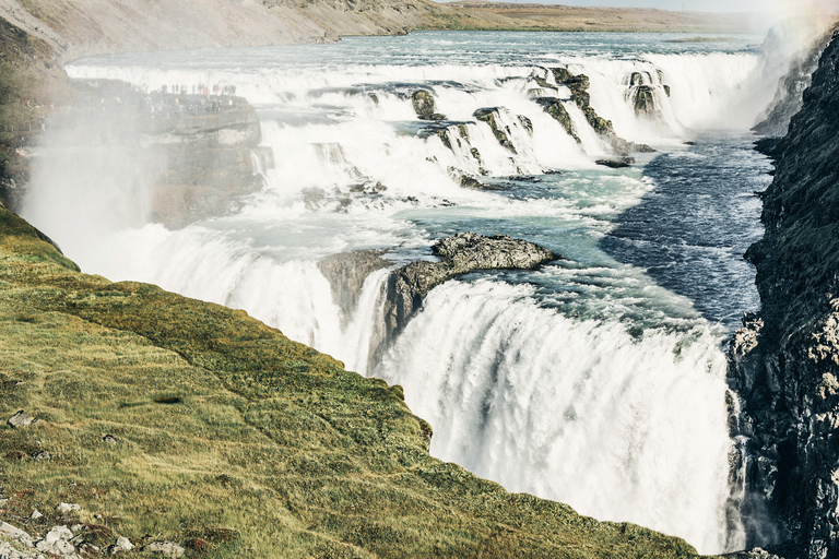 Vanuit Reykjavik: Gouden Cirkel, Kerid, & Secret LagoonTour met trefpunt