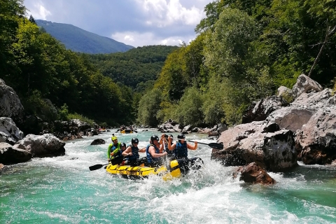 Bovec : Rafting aventureux sur la rivière Emeraude + photos GRATUITESBovec : Rafting aventureux sur la rivière Emeraude + photo GRATUITE