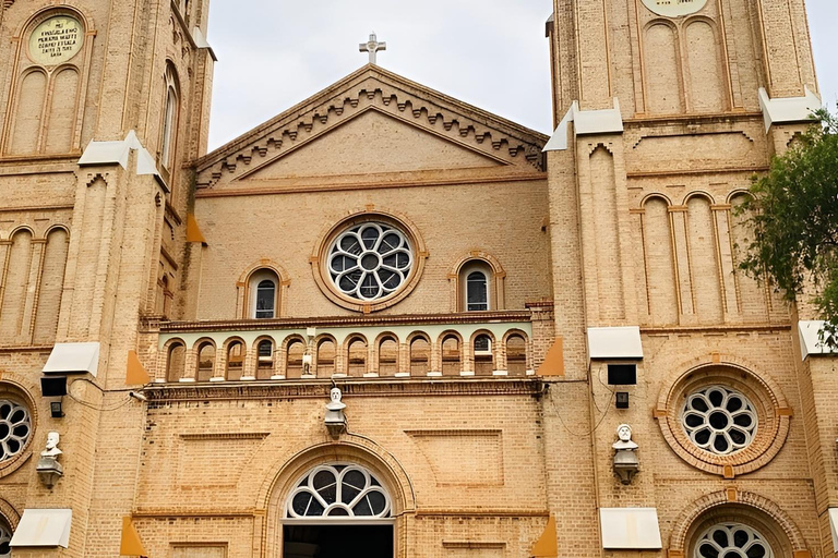 Kampala: Religious Sites Tour with Lunch & Private Transfers