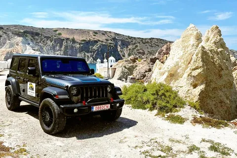 Milos: Luxury Jeep Safari with BBQ & Drinks
