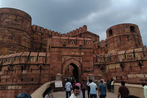 Agra: Skip-the-Line Taj Mahal &amp; Mausoleum Guided Tour