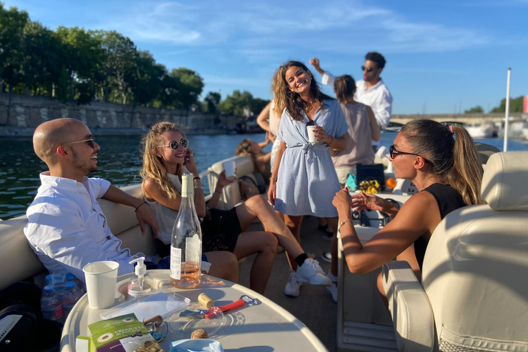 Paris: Seine Escape – Shared Cruise with Live Commentary Paris: Seine Escape – Private Cruise with Live Commentary