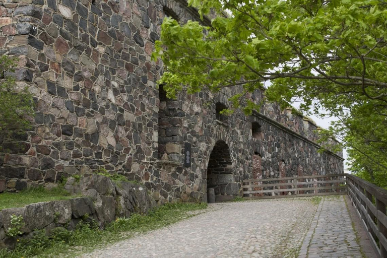 Private tour to Suomenlinna and Helsinki