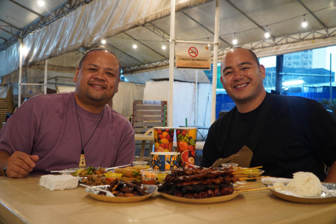 Makati: Esperienza di street food con una guida locale