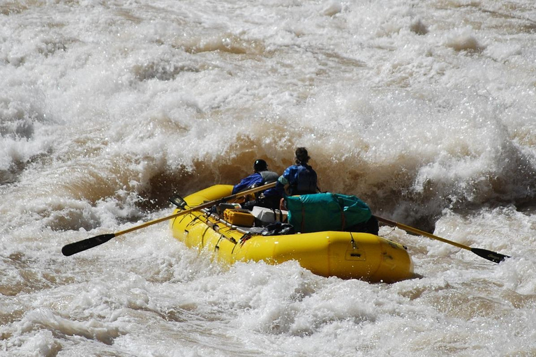 Rafting Rio Suarez, Santander: Daag de extreme stromingen uit in een Canyon