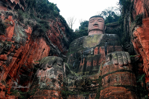 Sichuan: Leshan Giant Buddha, Cruise with Optional Guide Giant Buddha, Cruise and Oriental Buddha Capital Tickets