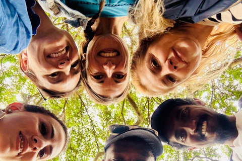 Kandy:Tuk Tuk, Street food & Shopping Experience Local guide