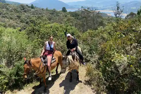 Bogotá: Passeio a cavalo pelas colinas do leste