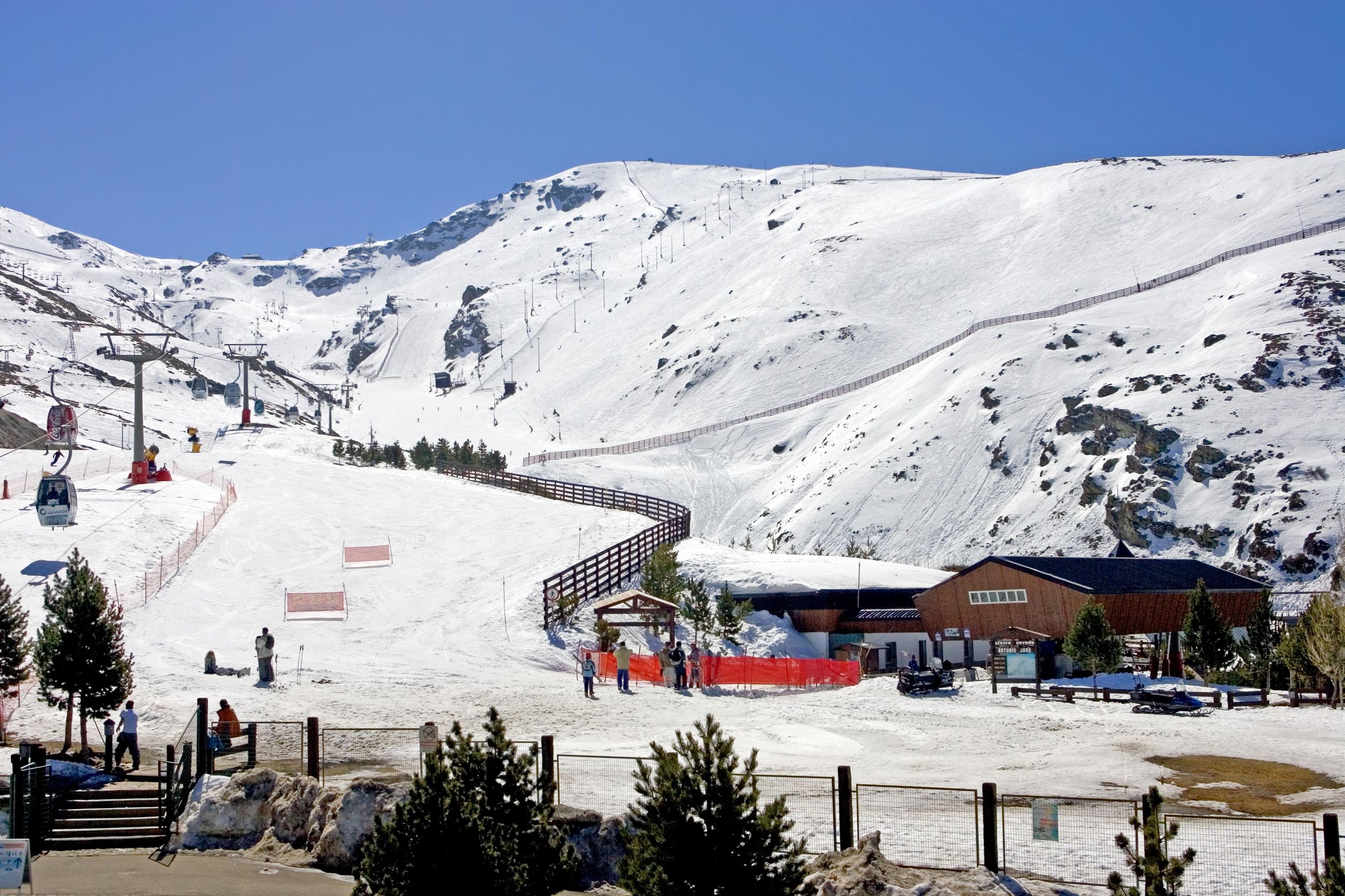 Ausflug in die Sierra Nevada und an die Costa Tropical ab Granada