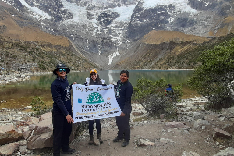 Cusco: Humantay Lagoon Hike with Luxury Domes with Alpacas