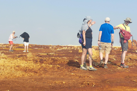 From Addis Ababa: 3-Day Dabbahu Fissure Tour with Flights