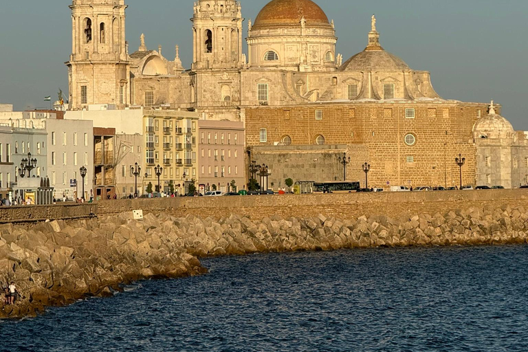 Cadiz: Guided Old Town Tour Cadiz: Guided Old Town Walking Tour