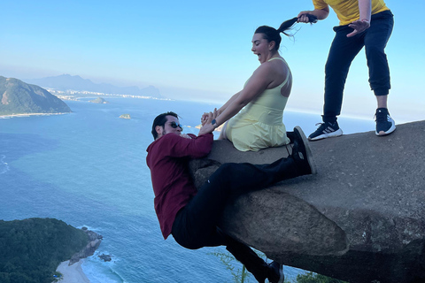 Pedra do Telégrafo: Guided Experience and Rio's Most Famous Photo Pedra do Telégrafo: Guided Experience and the Most Famous Photo of Rio