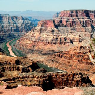 Las Vegas: Grand Canyon Tour & Helicopter Landing Experience