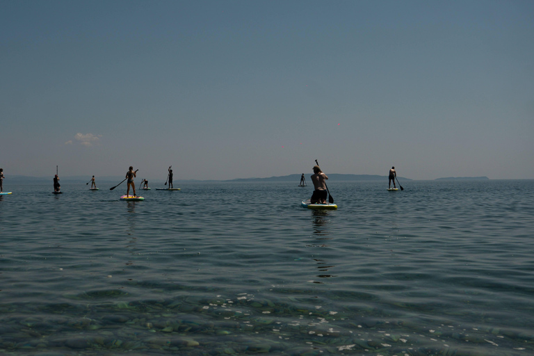 Leonidio : Eau claire, plages éloignées, expérience du SUP