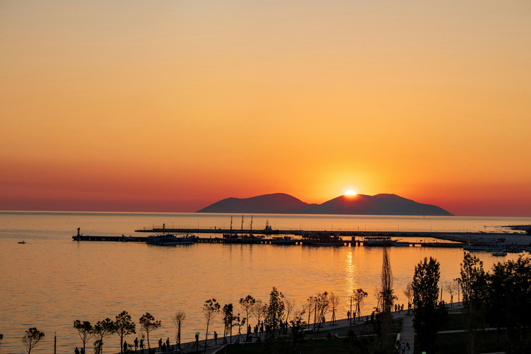 Durrës/Golem: Vlorë City & Sazan Island Speedboat Tour Vlorë City Free Time (Transport Only)