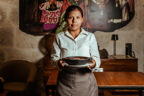 Arequipa Nights Food Tour with 15+ Tastings